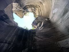 -伍山石窟
