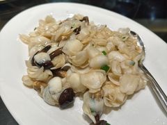 -梅龙镇酒家(南京西路总店)