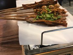 -陈员外正宗夹江烧烤(广福路店)