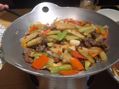 -嫩芽 ·地道重庆菜(十八梯露台夜景店)