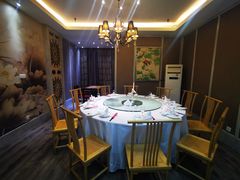 -梅花香里大酒店(郁金香路店)