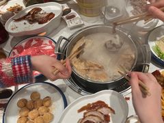 -三人行骨头王火锅(长寿店)