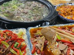 -乐山食古香跷脚牛肉