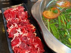 -小牛家村·贵州黄牛肉火锅(梦想小镇二分店)