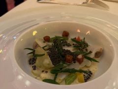 Jersey&nbsp;Royal&nbsp;potatoes&nbsp;and&nbsp;Dunkirk&nbsp;leek-Sketch(The Lecture Room & Library)