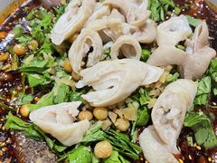 -朱大嘴肥肠血旺(福字街店)
