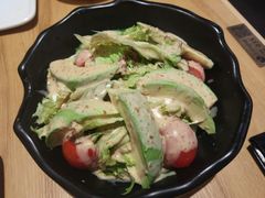 牛油果鲜蔬沙律-万岁寿司(万国店)