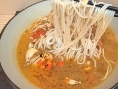-粉观右江西鲜辣米粉(天地店)