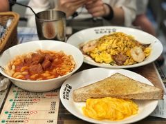 鲜牛油麦包厚多士-旺记冰室(九龙中心大厦店)