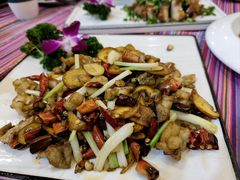 -香巴拉云南餐厅(华莱坞店)