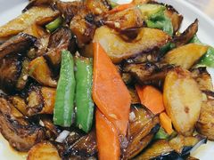 -雪乡人家东北菜·铁锅炖一切(高斯路店)