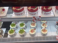 -花花卷卷·鲜食蛋糕(静安久光百货店)