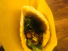 -曾笼笼牛肉饼