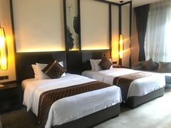 -清远熹乐谷温泉度假酒店