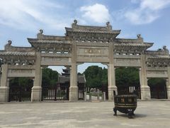 -梅村泰伯庙
