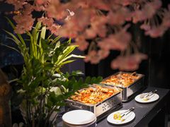 -唐拉雅秀酒店-西锦汇空中BBQ·思创餐厅