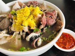 -潮镇老尾牛杂(环城西路店)
