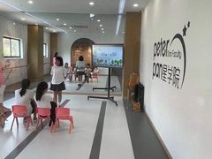 -彼得潘星学院·小模特·小主播