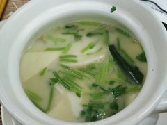 -正宗普宁豆干坊·洪记砂锅粥(红领巾路店)
