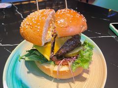 -DEEP·深美式餐吧(五棵松华熙LIVE店)
