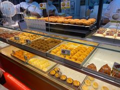 -鲍师傅糕点(青年汇店)
