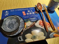餐具摆设-舞漁日料美人胶原锅(陆家嘴中心店)