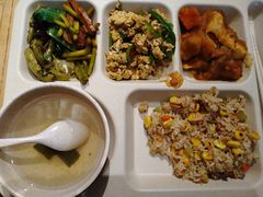 -一两饭川味素食餐厅