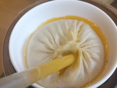 招牌超大号纯蟹粉汤包-一品小笼(金融街店)