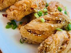 -Chom Cafe and Restaurant