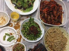 -靓靓蒸虾(恩施新天地店)