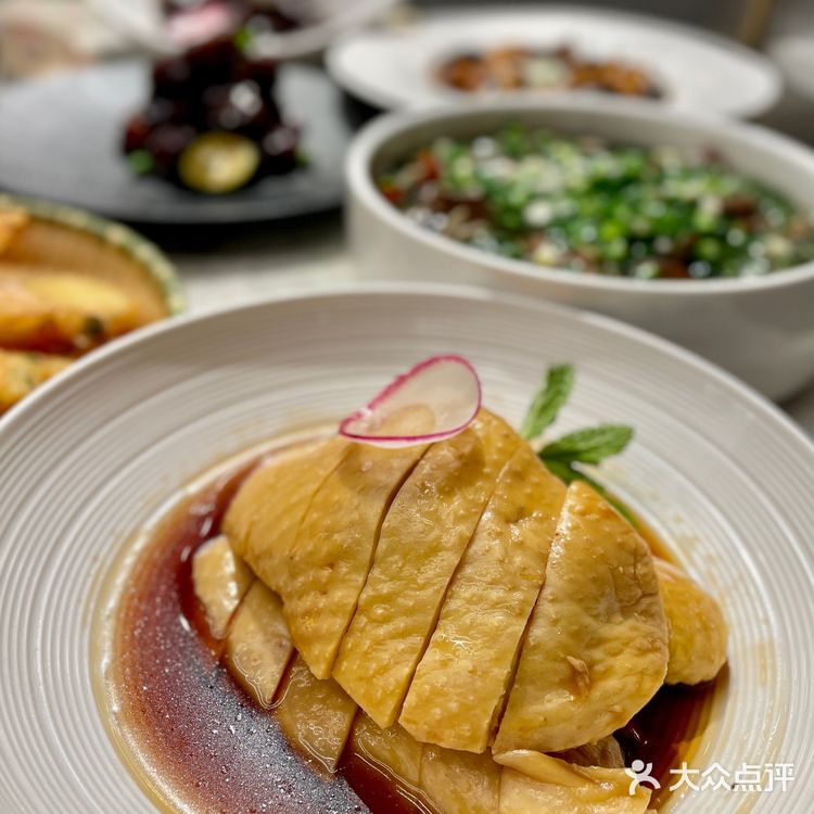 老少皆宜的本帮菜我选沪上馨和小馆