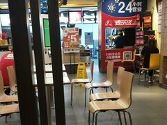 用餐区-麦当劳(漳州二路店)