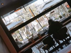 -Peet's 皮爷咖啡(东湖路手作店)