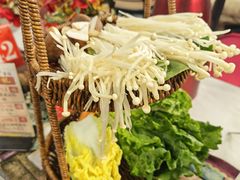 -刘姐啤酒鱼民族演艺餐厅(西街总店)