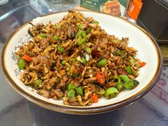-湖南人家湘菜馆(镇江路店)