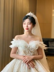 -欣薇婚纱(新源乐汇城店)
