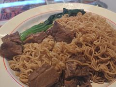 五香牛腩捞一丁-肥韬茶餐厅(海上世界店)