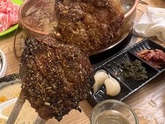 -洞庭洲·防空洞火锅·烧烤·铜锅涮肉(新百广场店)