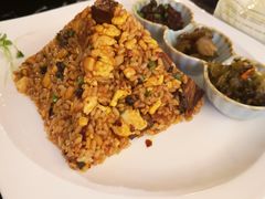麻麻辣辣牛肉炒饭-Let's Taipei 非常烘焙(太古里店)