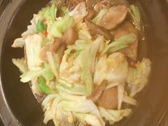 手撕包菜牛肝菌-88号小吃店·经典云南菜·地道纳西美食