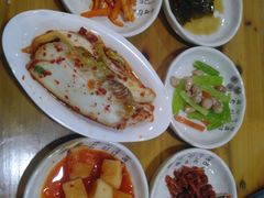 -故乡家韩国料理(丹东街店)