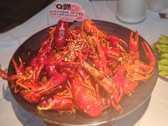 -巴厘龙虾·榜首油焖大虾(音乐学院·沿江酒馆店)
