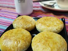 -香巴拉云南餐厅(华莱坞店)