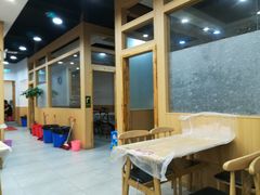 -江城燕子大排档(江汉路步行街店)