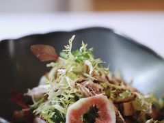 油封鸭腿沙拉配无花果-蝶舍·MAISON PAPILLON