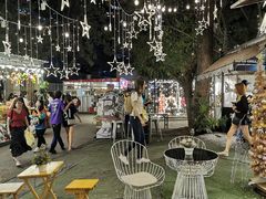 -Pier 21 (Terminal 21 Asok)