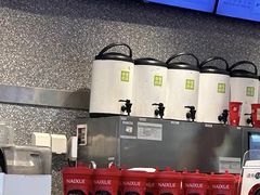 -奈雪的茶(大连新玛特店)
