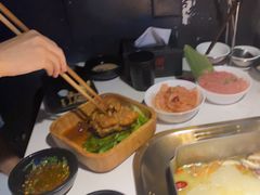 -九鼎轩脆毛肚火锅(南京东路店)