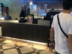 -瑞幸咖啡(东直门枢纽店)
