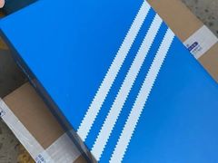 -阿迪达斯(武林银泰三叶草店)